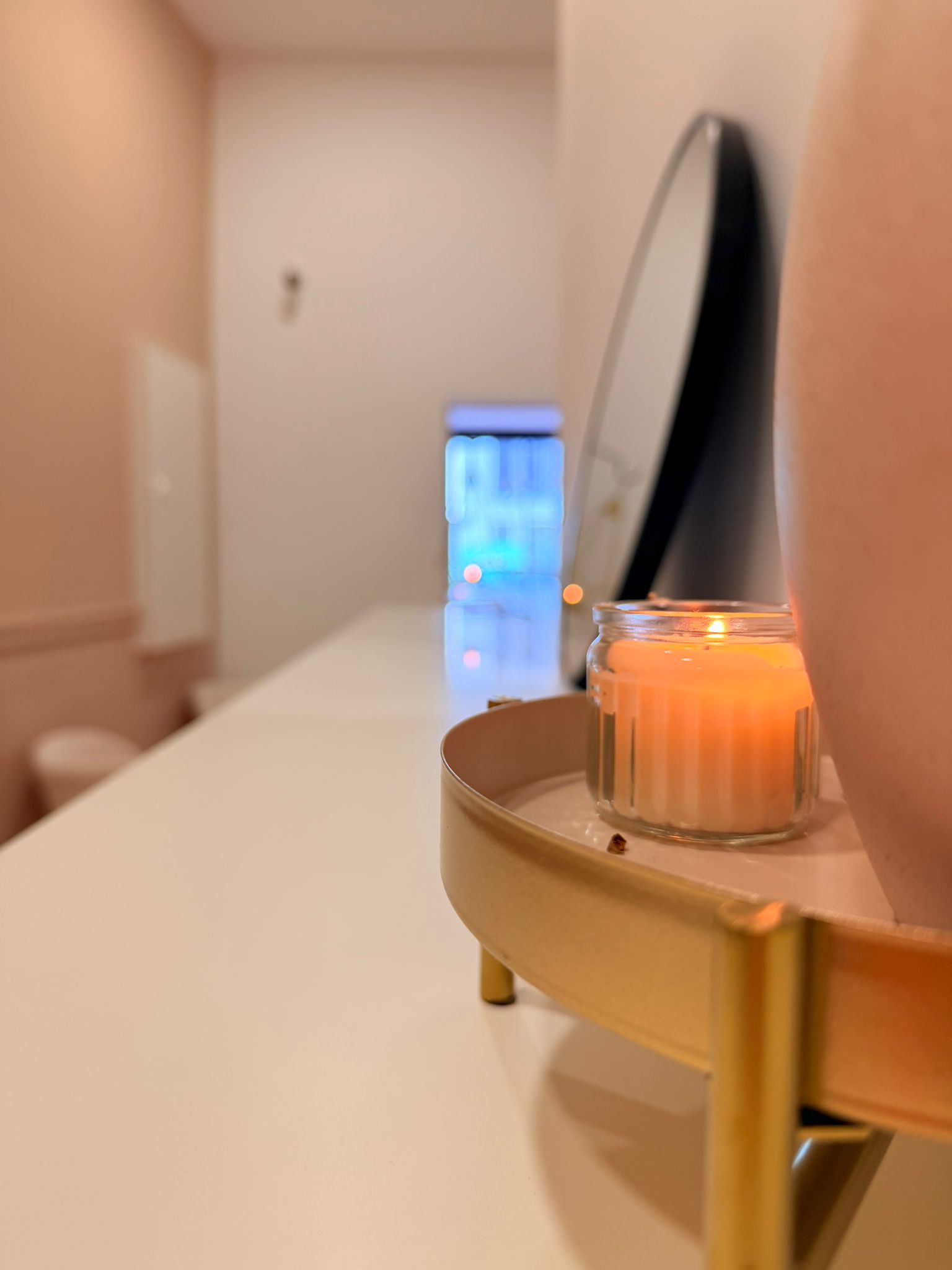 Manicure desk setup inside Myzila Cosmetics